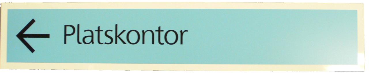 Skylt platskontor Skanska + pil  800x150 mm