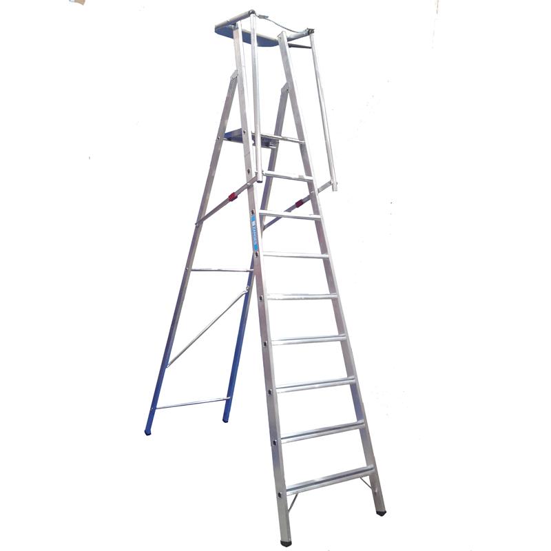 Trappstege med plattform <2,2 m